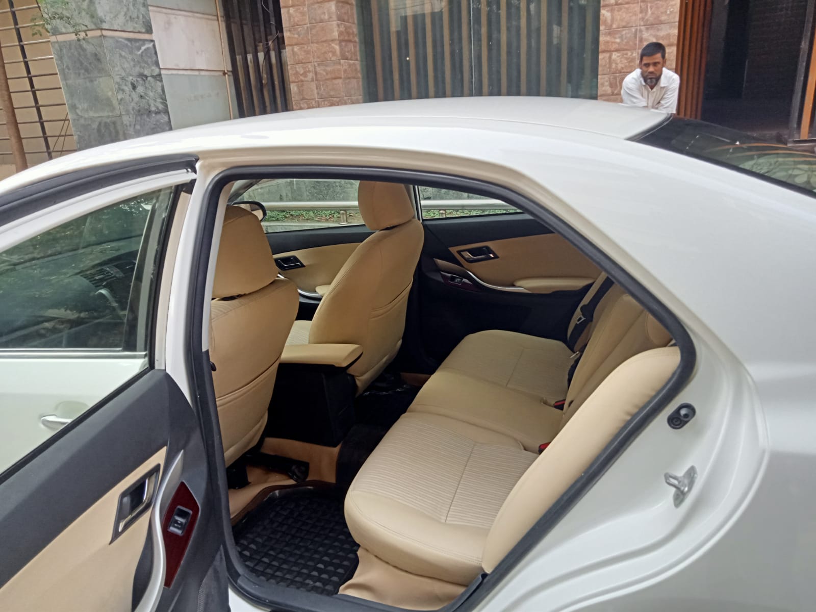 Private car (4 seater sedan car)